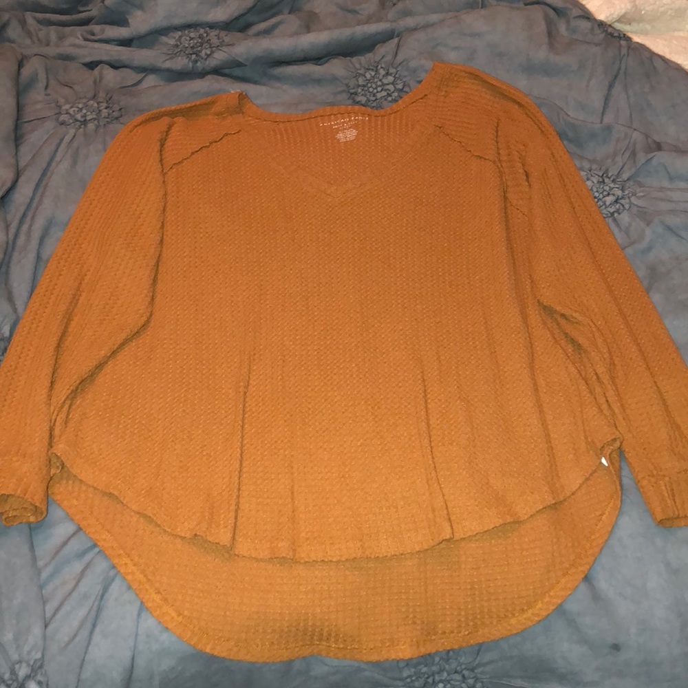 american eagle burnt orange or brown waffle shirt